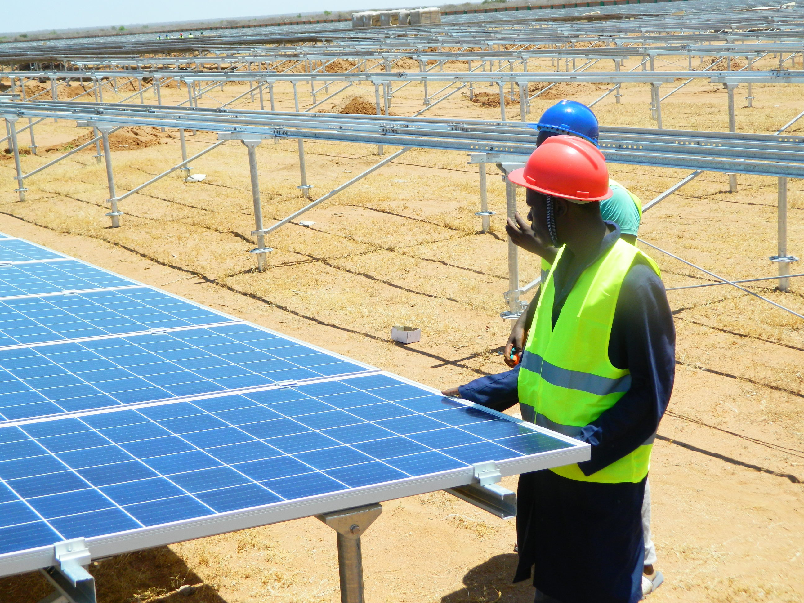 Transition to renewable energy has more benefits, UNEP says