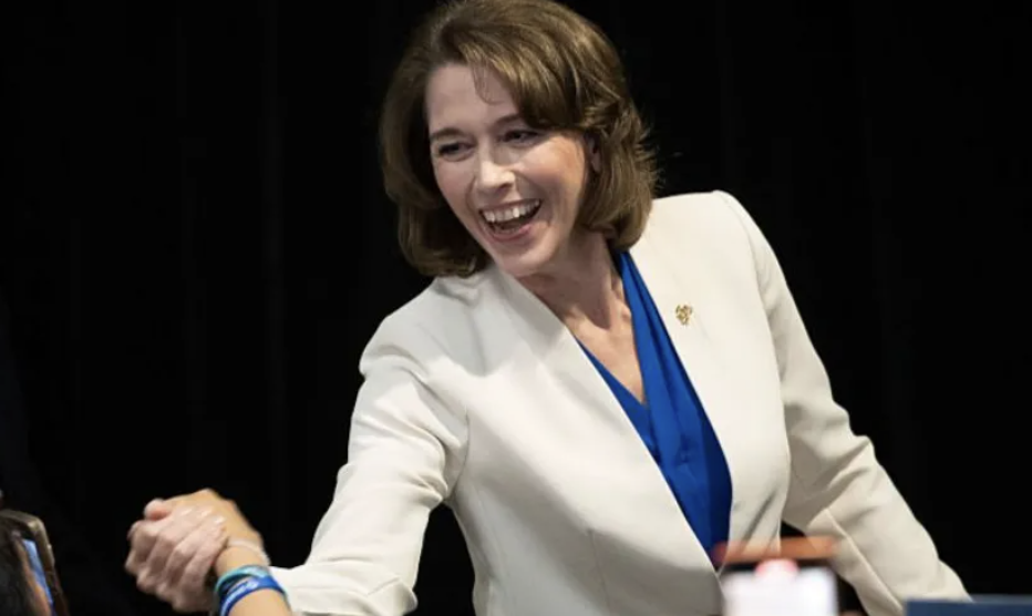 Democratic-backed judge wins Wisconsin race