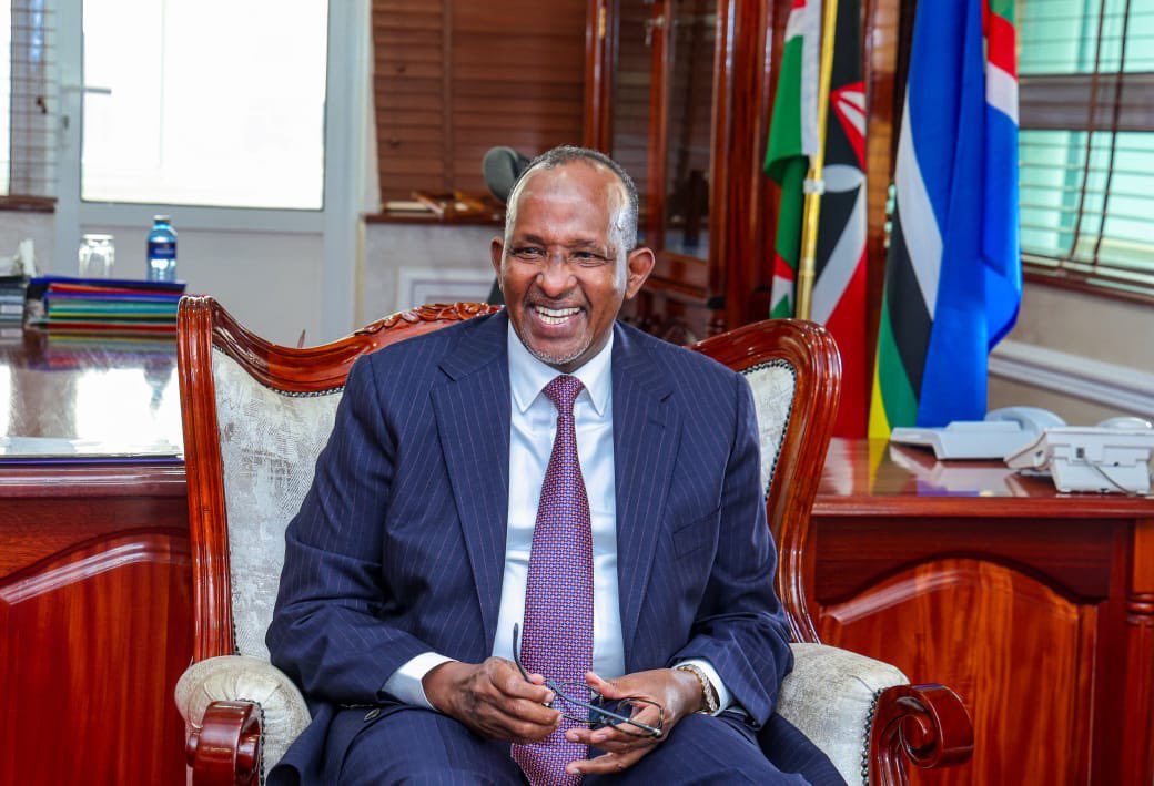 [PHOTOS] Change of guard as CS Barasa hands over to Duale