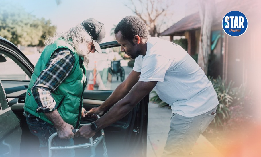 Top 10 countries in helping strangers in 2024
