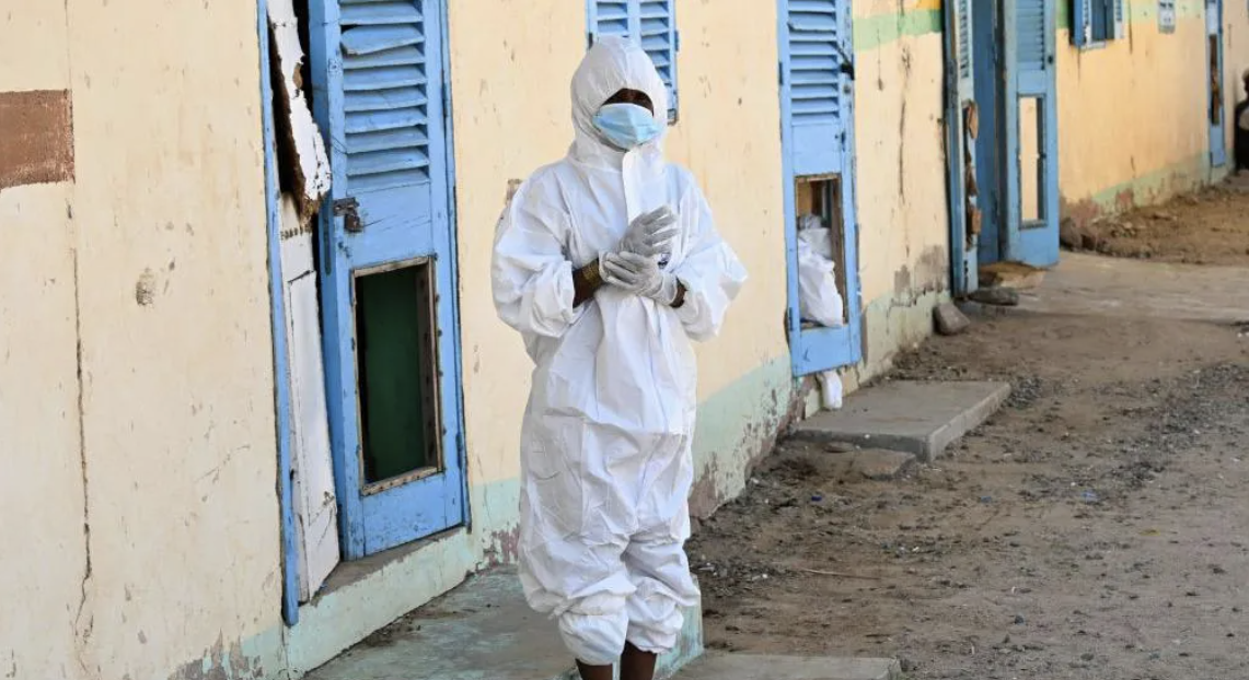 Sudan 'on brink' of health crisis with cholera outbreak