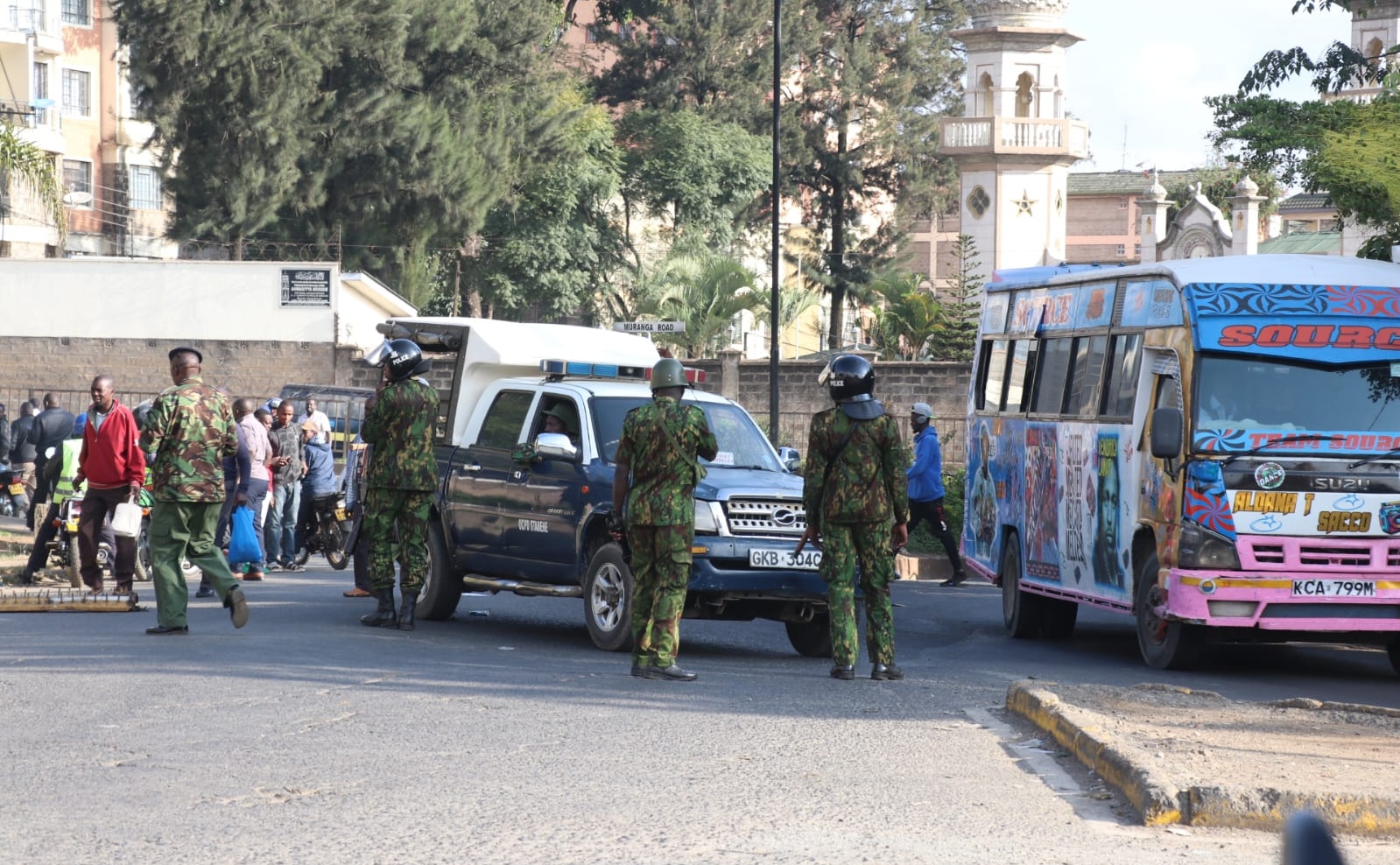 Nairobians Trek Miles as Police Block PSVs from Entering CBD