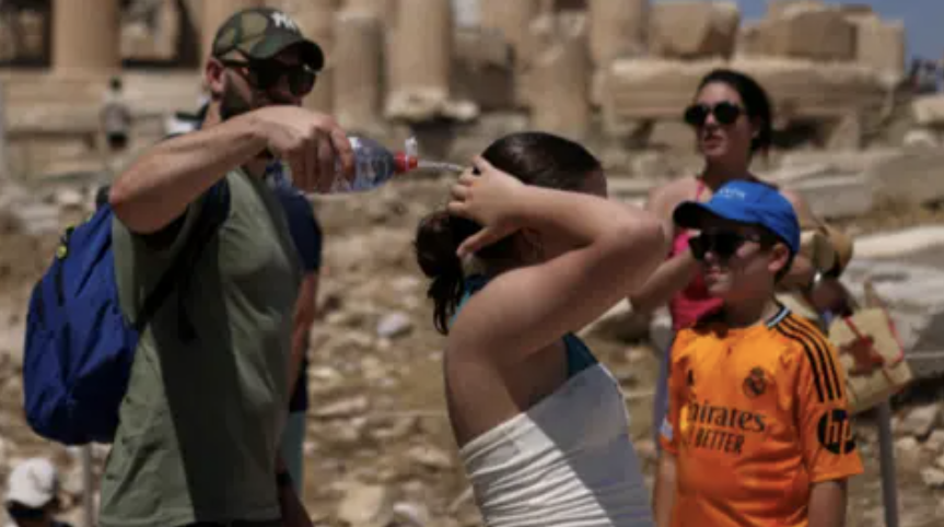 Southern Europe swelters as heatwave spreads