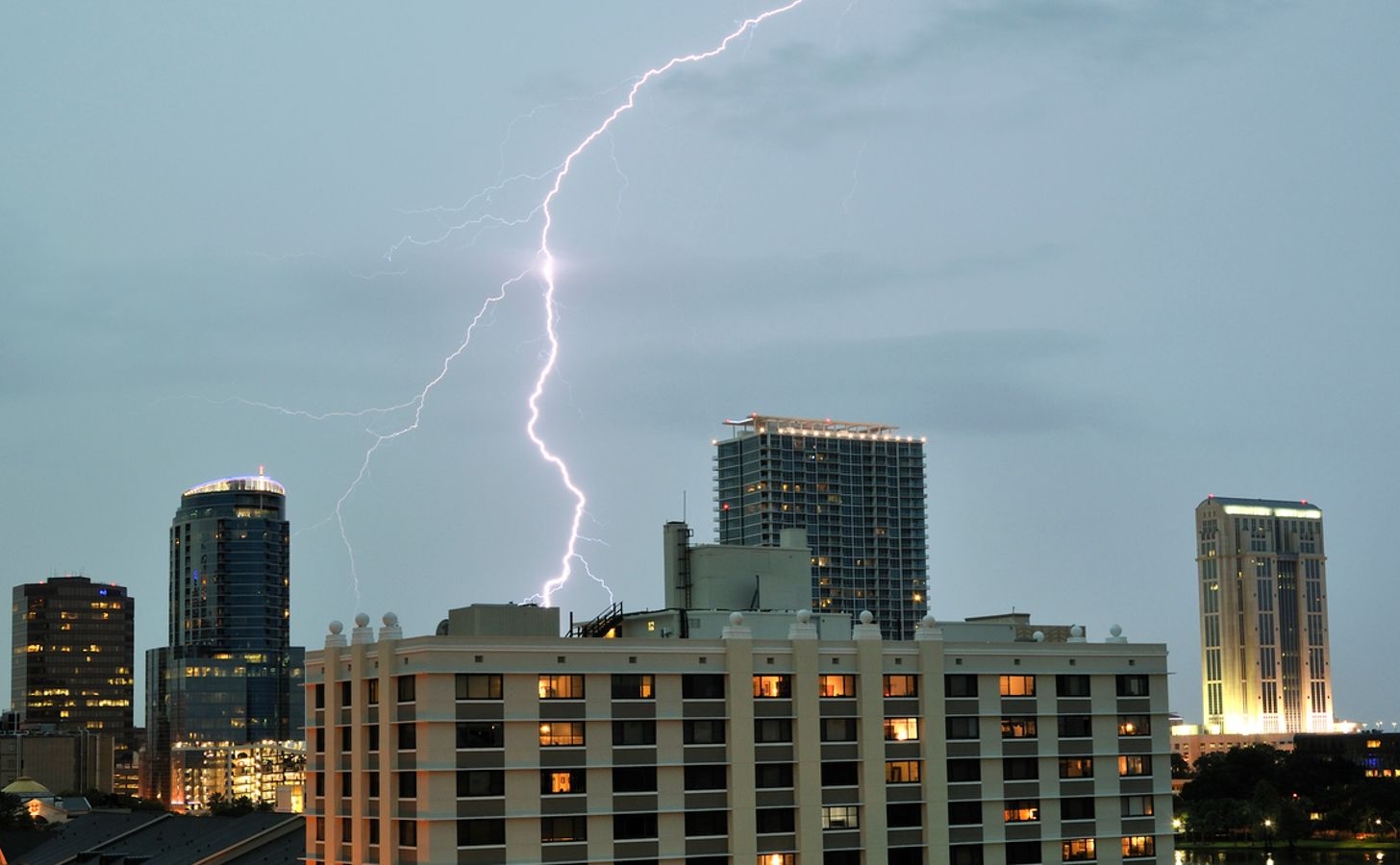 Man Dies After Being Struck By Lightning On Honeymoon