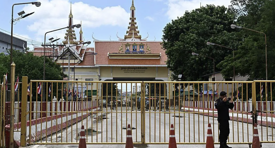 Thailand bans tourists from going to Cambodia as border dispute persists