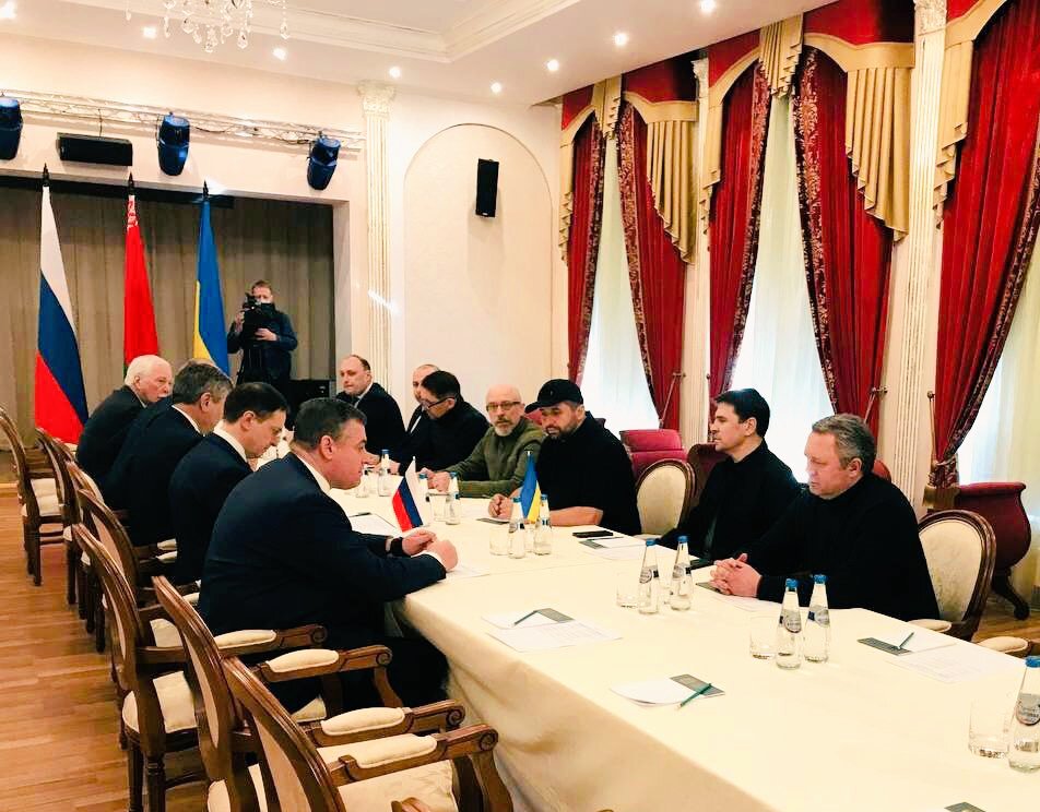 Kremlin says Putin-Zelensky meeting unlikely