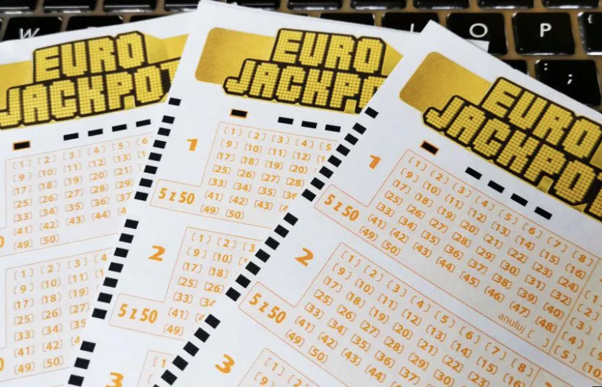 Thousands in Norway told they won up to millions in lottery error
