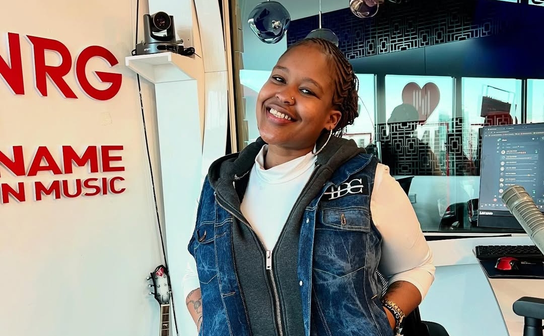 Kamene Goro Takes the Hot Seat on Roast House
