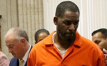 R. Kelly Desperately Pleading with Trump For Pardon