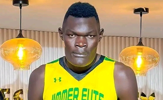 Gen Z Goliath Receives KSh 160K Phone from Wajir Fan
