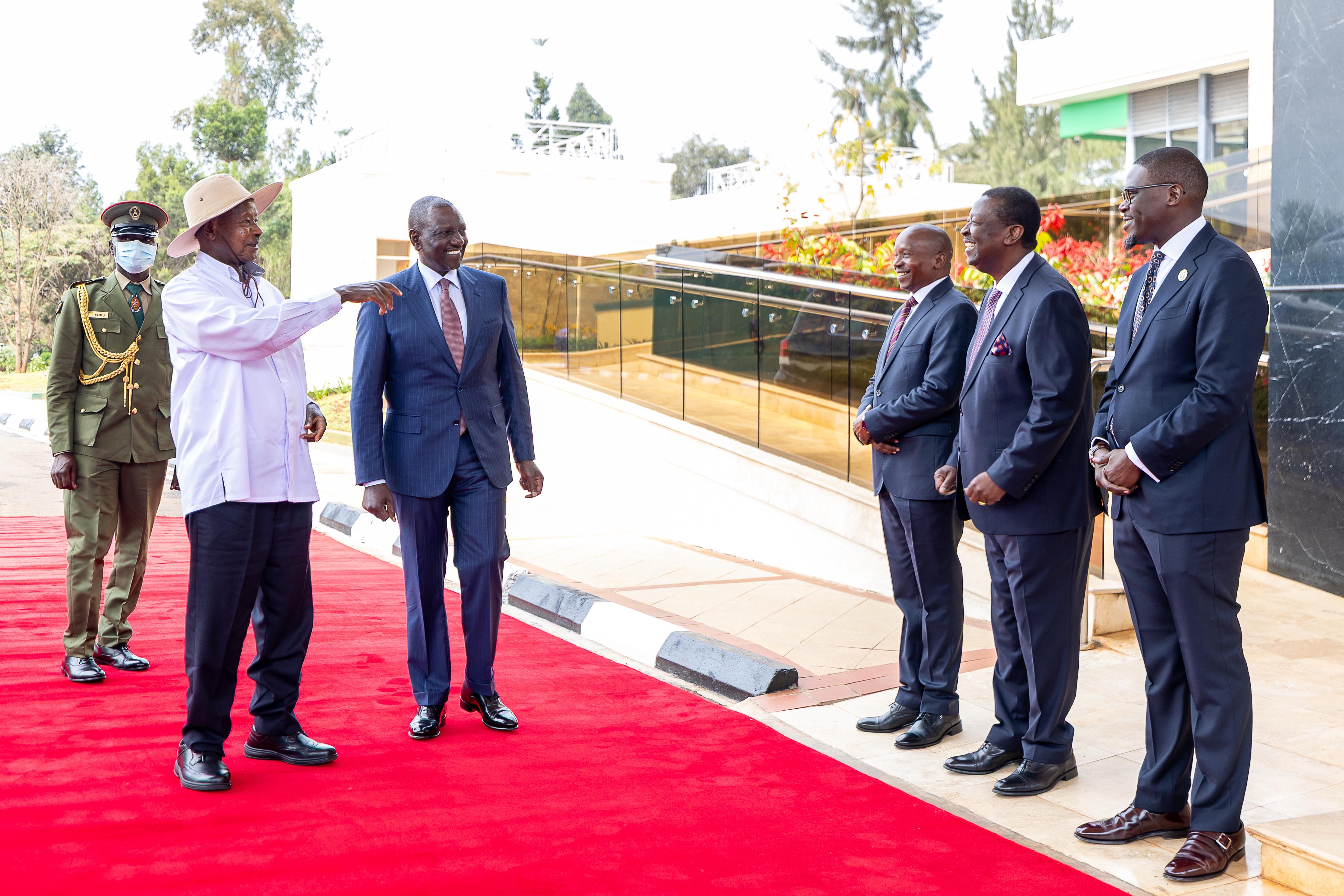 I'm not a bishop! Ruto corrects Museveni in joint address