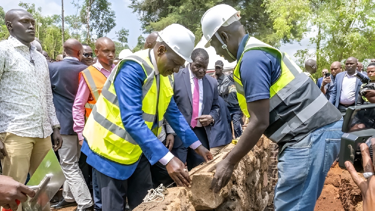Ruto Asema Wakazi wa Mukuru Walisherehekea Kumiliki Vyoo Zaidi Kuliko Nyumba