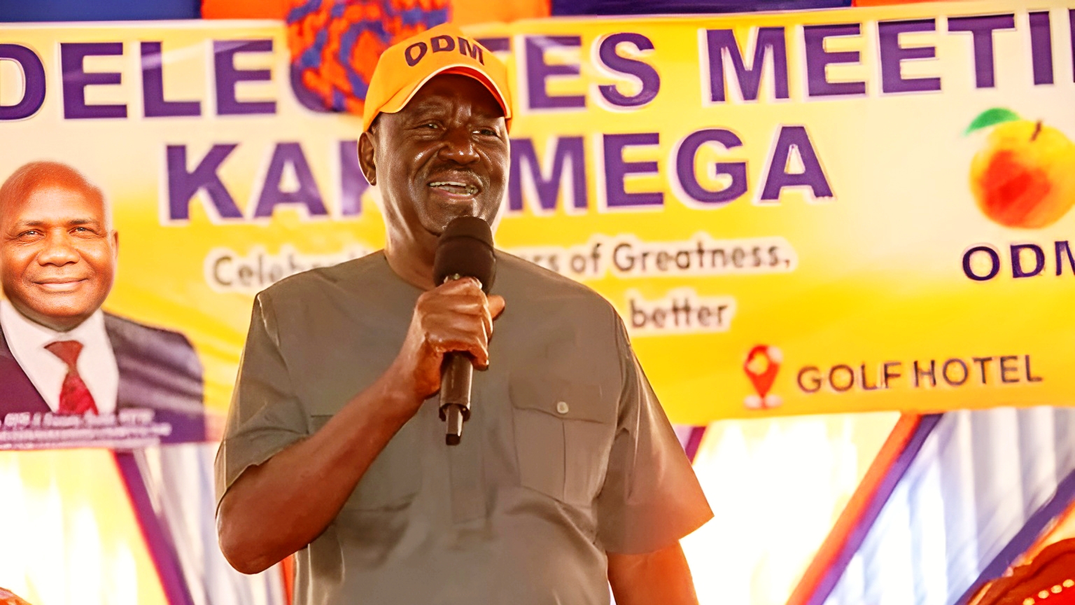 Raila Amtetea Sifuna: “Ana Uhuru wa Kujieleza”