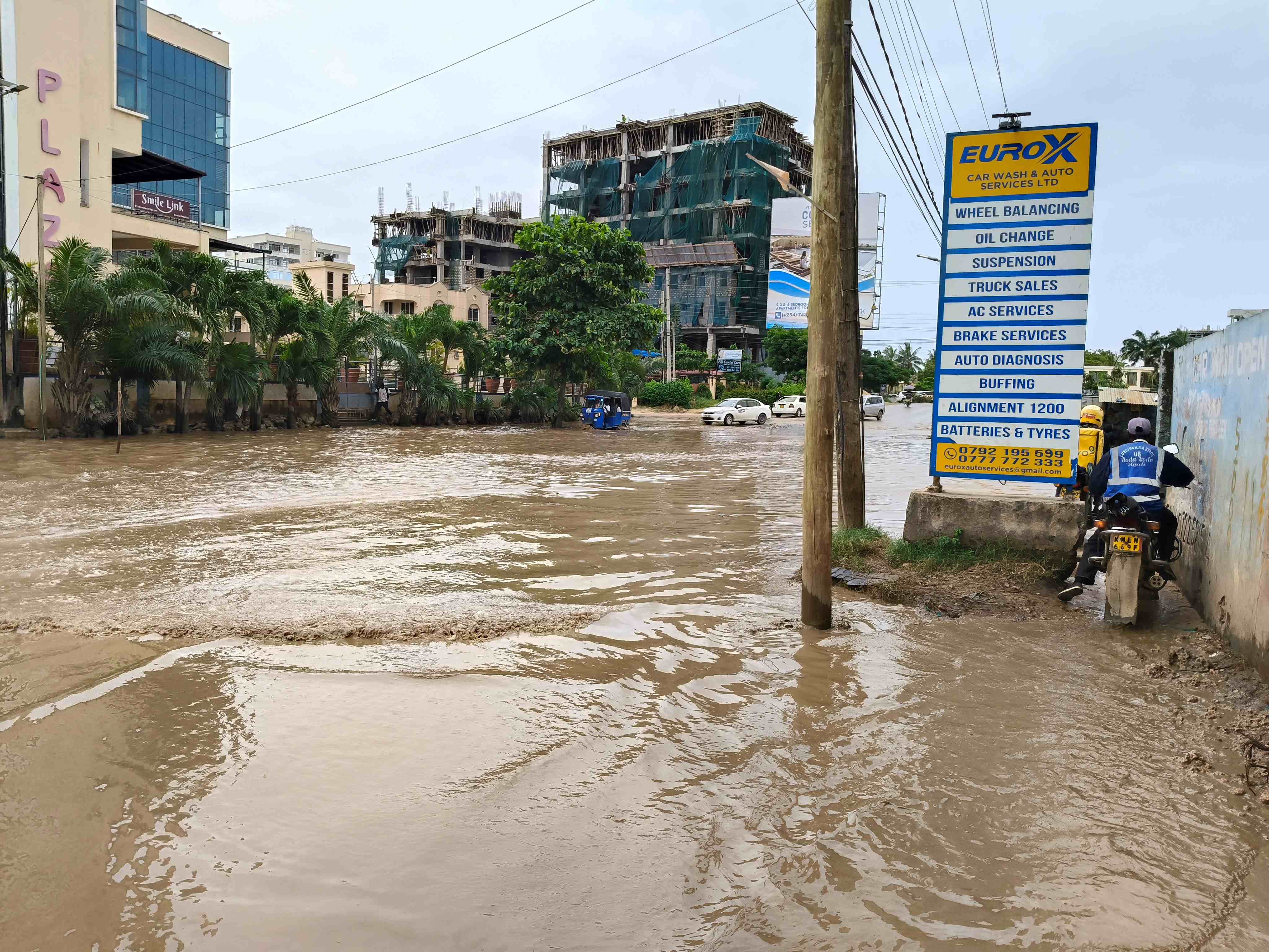 Architects want compensation for motorists, commuters injured due to poor roads