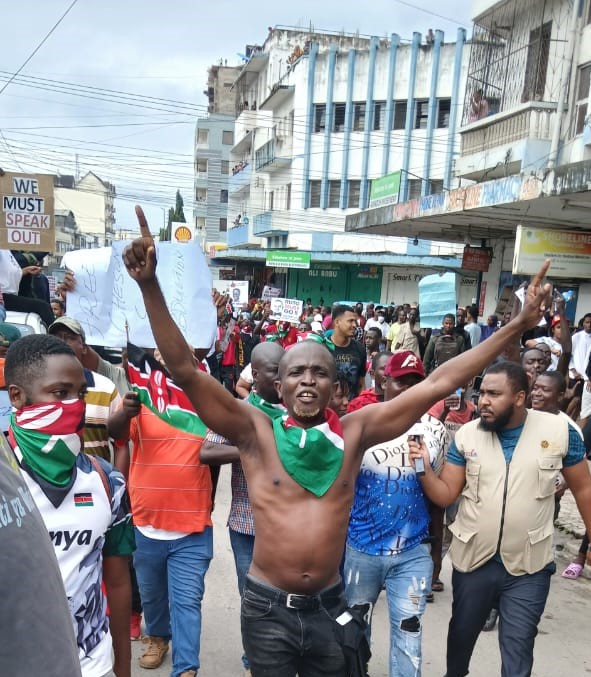 Activist grilled as cops reject Saba Saba demos in Mombasa