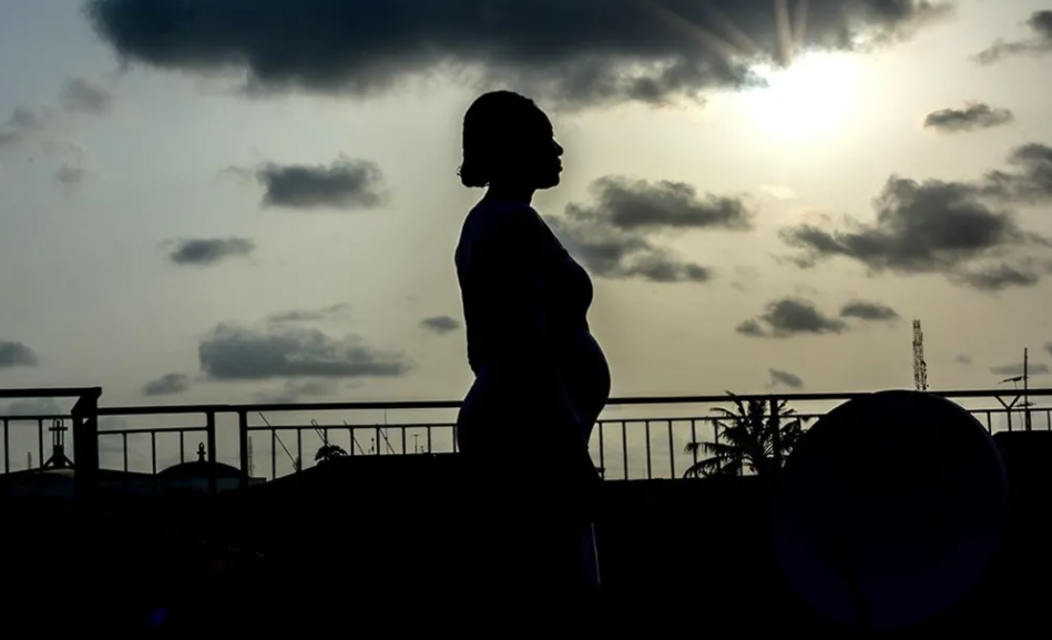 Woman smuggled baby into UK using fake birth story