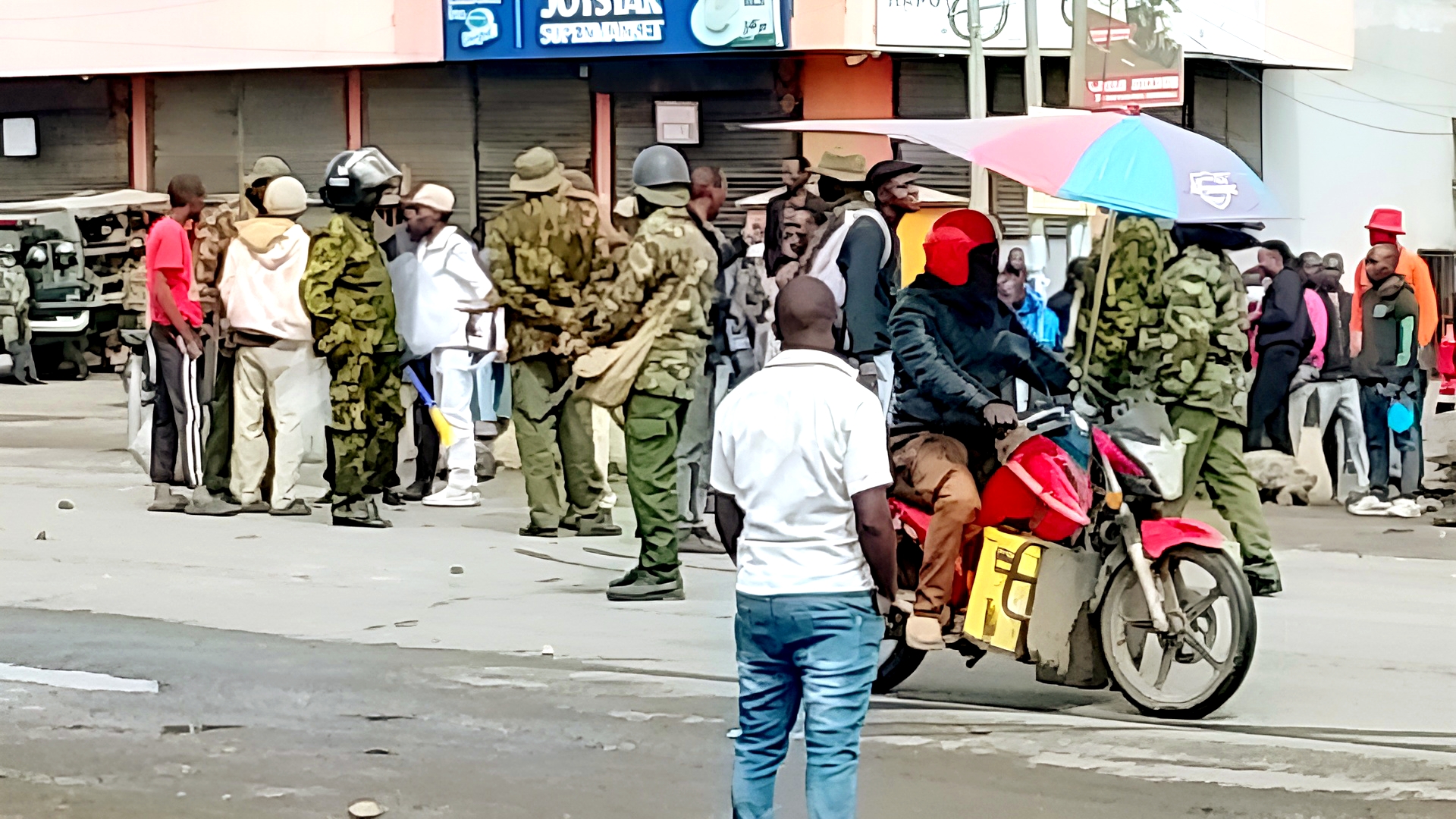 Askari Magereza Avamiwa na Kuporwa Bunduki Wakati wa Maandamano Majengo, Nairobi