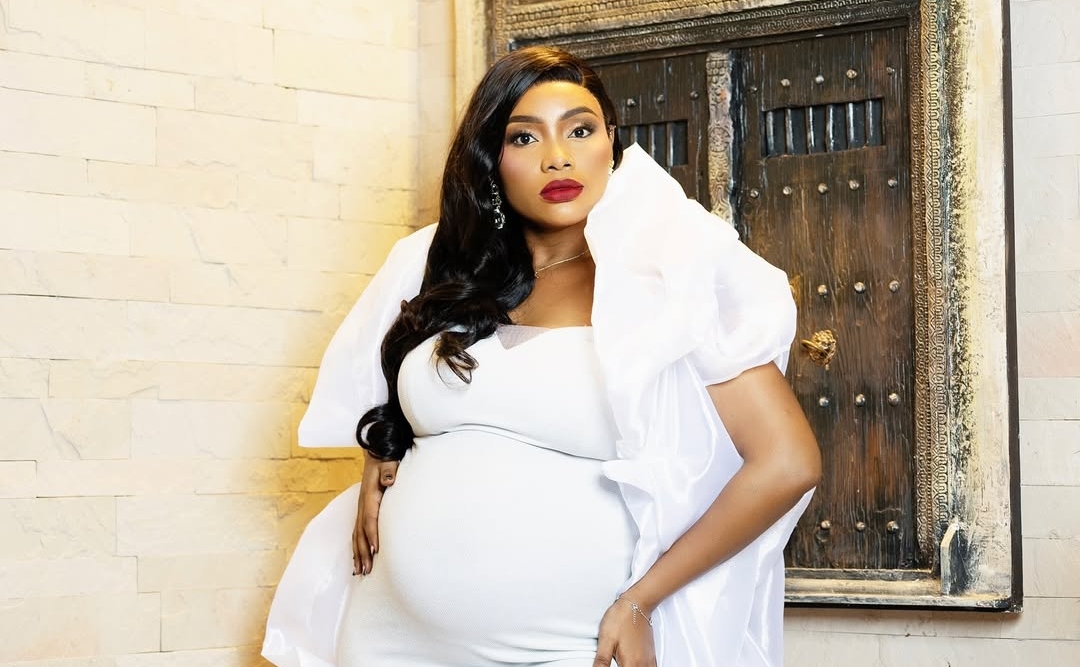 How Mummie Francie Built Bleaching Business on TikTok