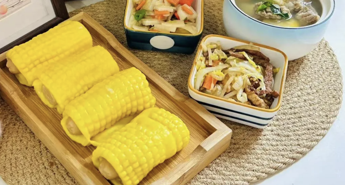 Chef's food 'decoration' at Chinese poisons 233 children