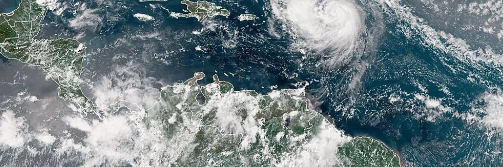 Erin rapidly intensifies to category five hurricane
