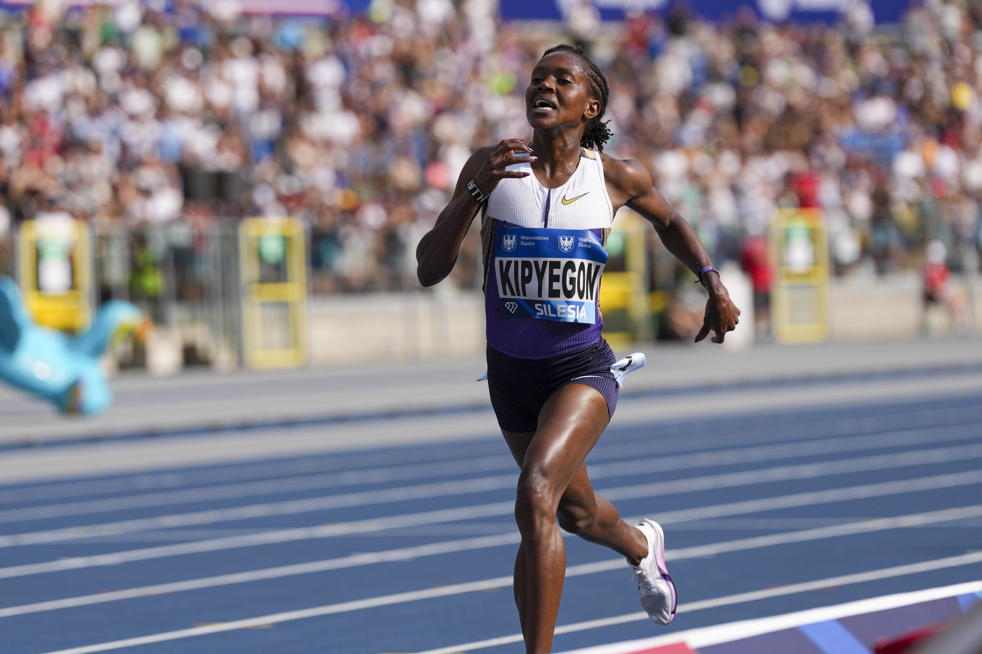 Kipyegon vows to keep chase after elusive 3,000m world record