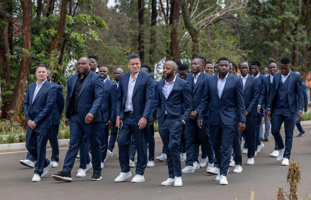 Harambee Stars players and officials arrive at the State House last week, where they met President William Ruto
