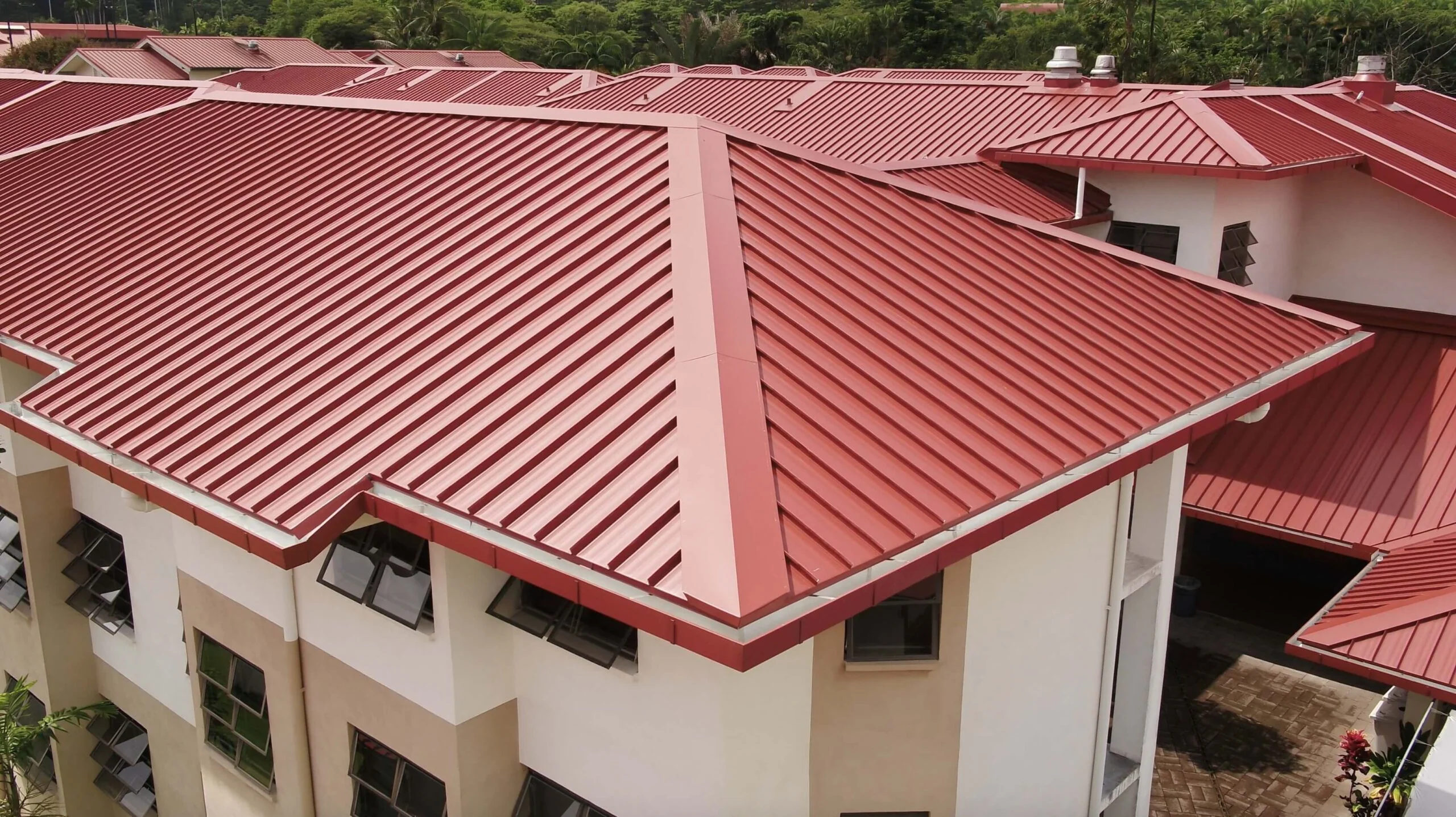 How to avoid frauds when buying iron sheets
