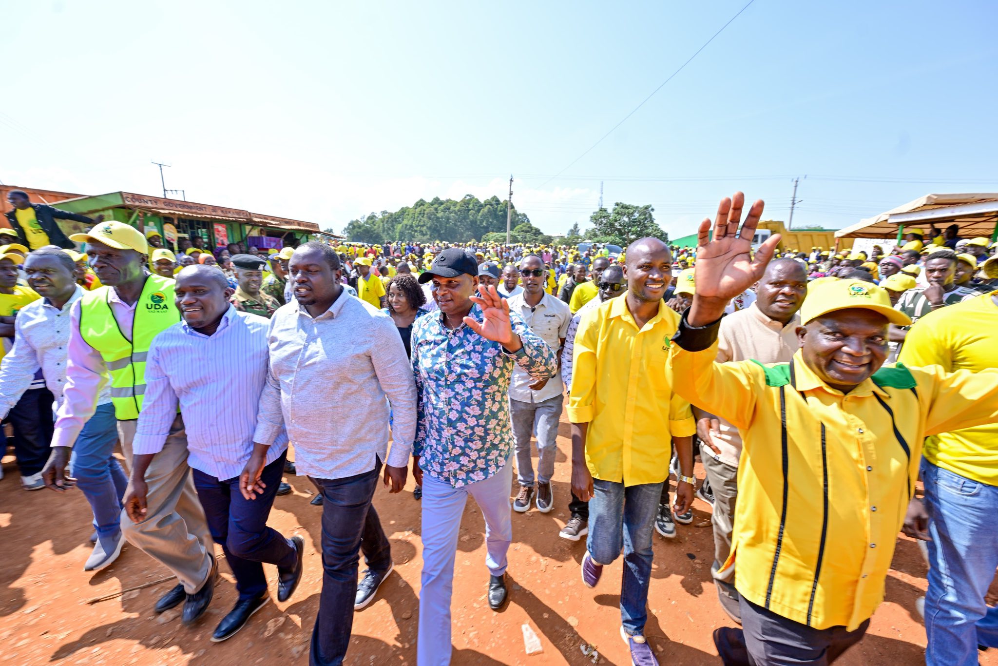 Ruto's aide Farouk  leads UDA troops in Malava empowerment drive