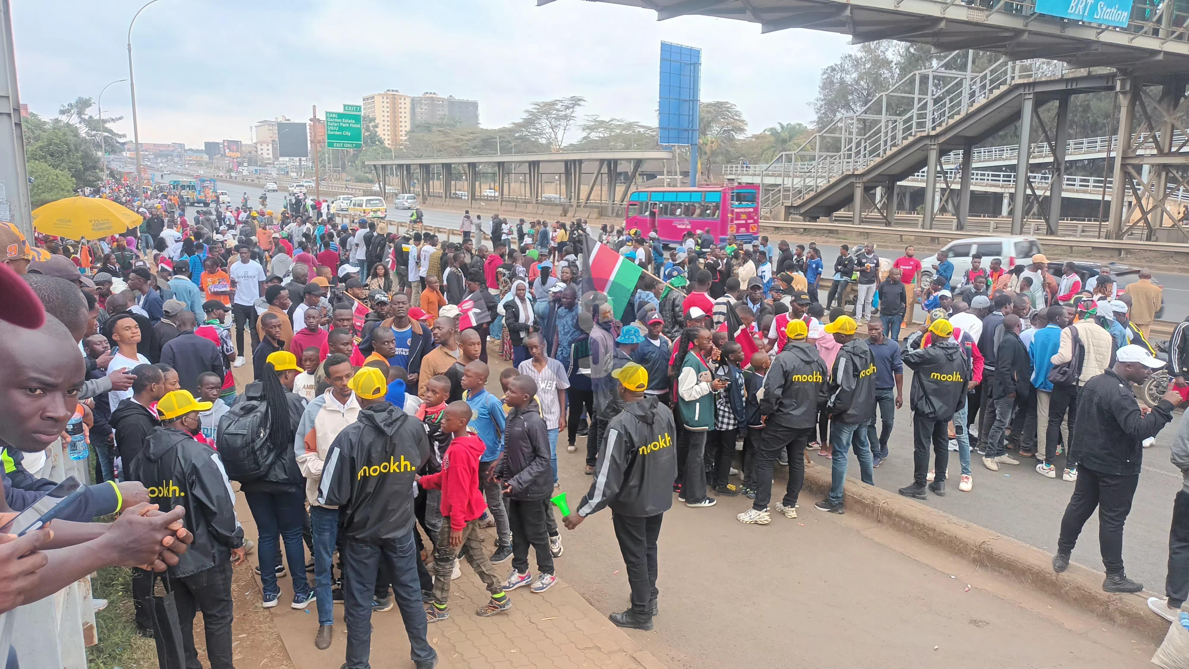 [PHOTOS] Fans throng Thika Rd ahead of Stars-DR Congo clash