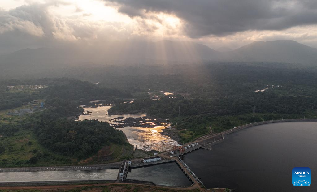 Kituo cha Memve'ele Chatatua Uhaba wa Umeme na Ajira Nchini Kamerun