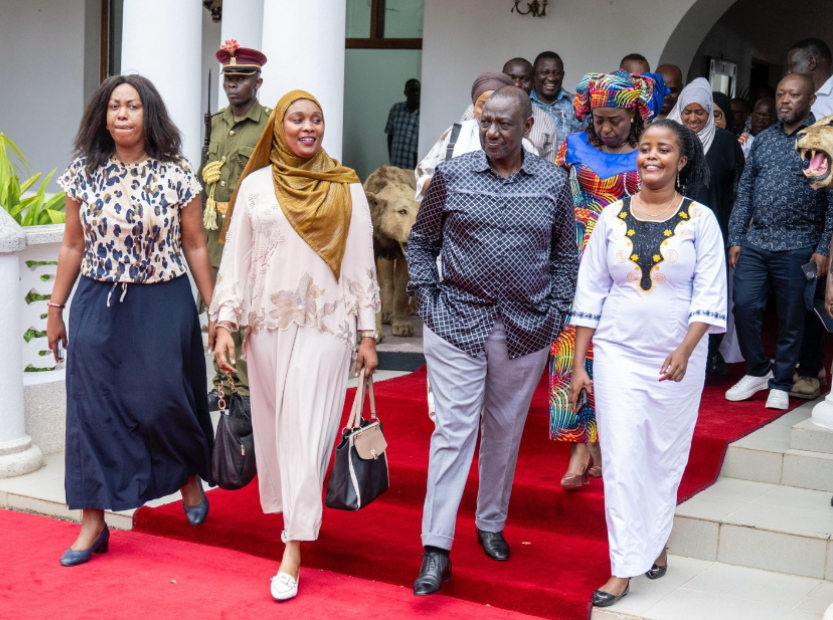 [PHOTOS] Ruto hosts Coast leaders at State House