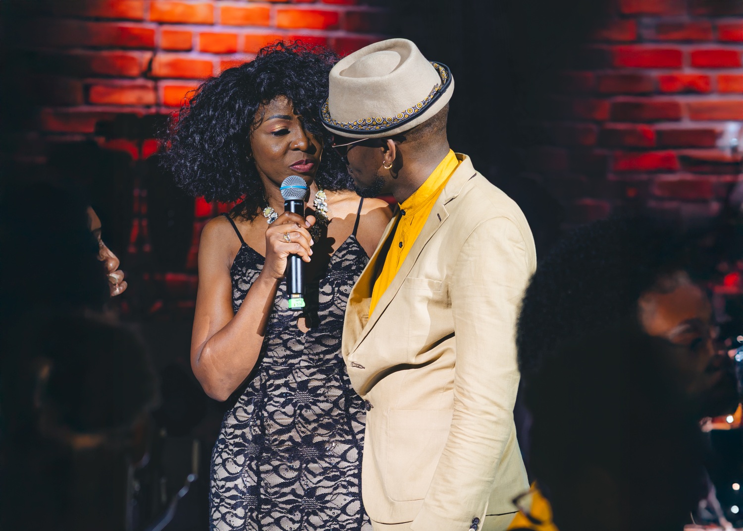 Kato Change’s On-Stage Reunion With His Mum Steals the Spotlight