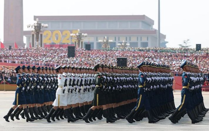 China parade shows Xi as a global leader, with military to rival US