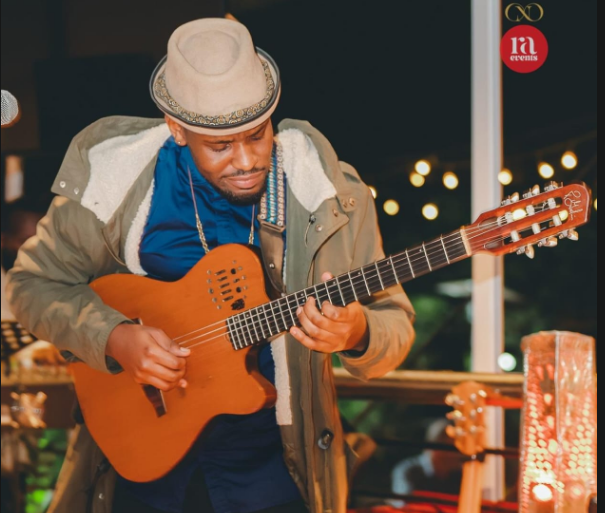[PHOTOS] An evening of rhythm, stories, laughter with guitar maestro Kato Change