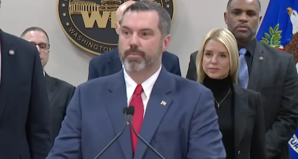 US prosecutor resigns after Trump says 'I want him out'