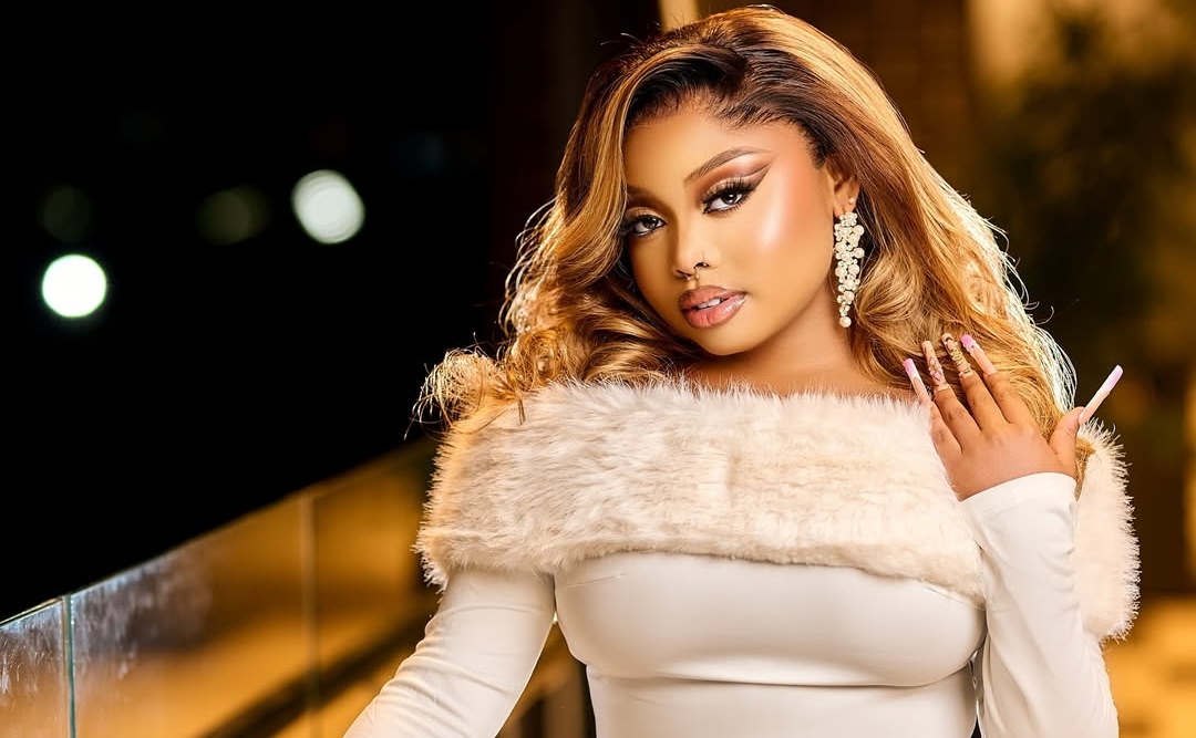 Thicky Sandra Threatens to Sue Kenyan Bloggers