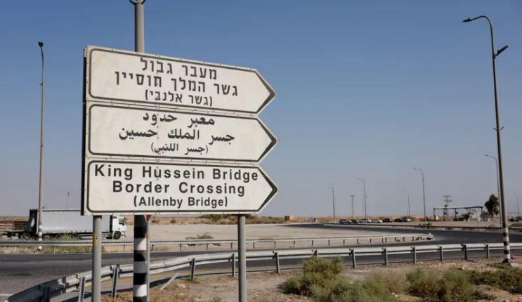 Palestinians stranded as Israel shuts only international crossing
