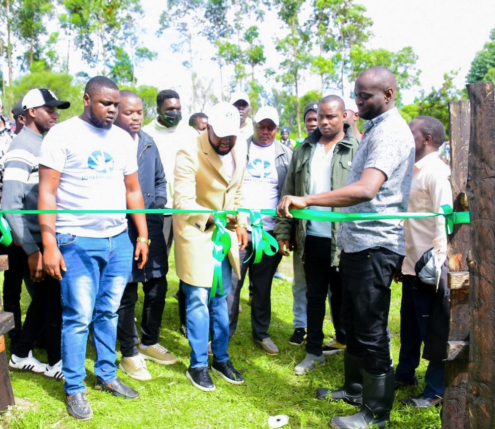 Webuye West village celebrates livestock milestone with cattle dip