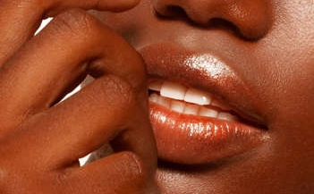 What Your Lip Shape Reveals About Your Personality & Character