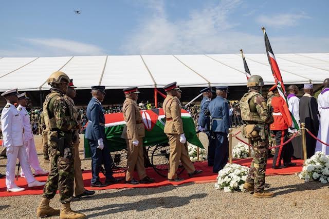 Governor’s bodyguard robbed pistol at Raila burial in Bondo