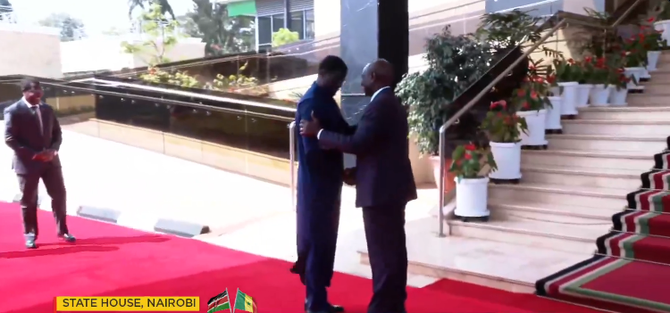 Ruto hosts President Diomaye Faye at State House