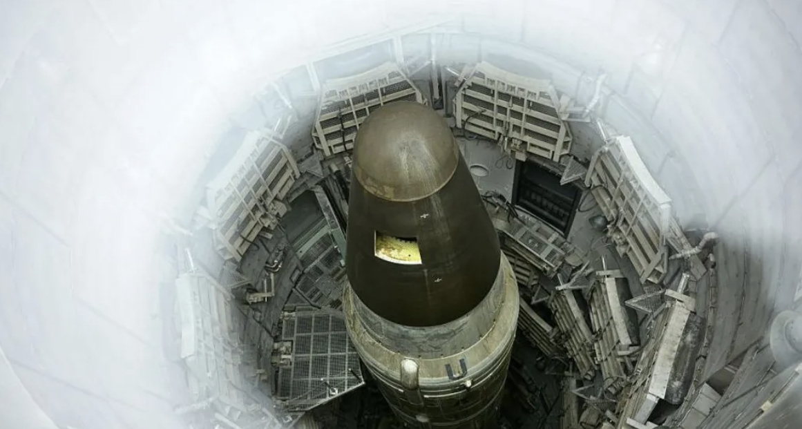 Trump directs nuclear weapons testing to resume