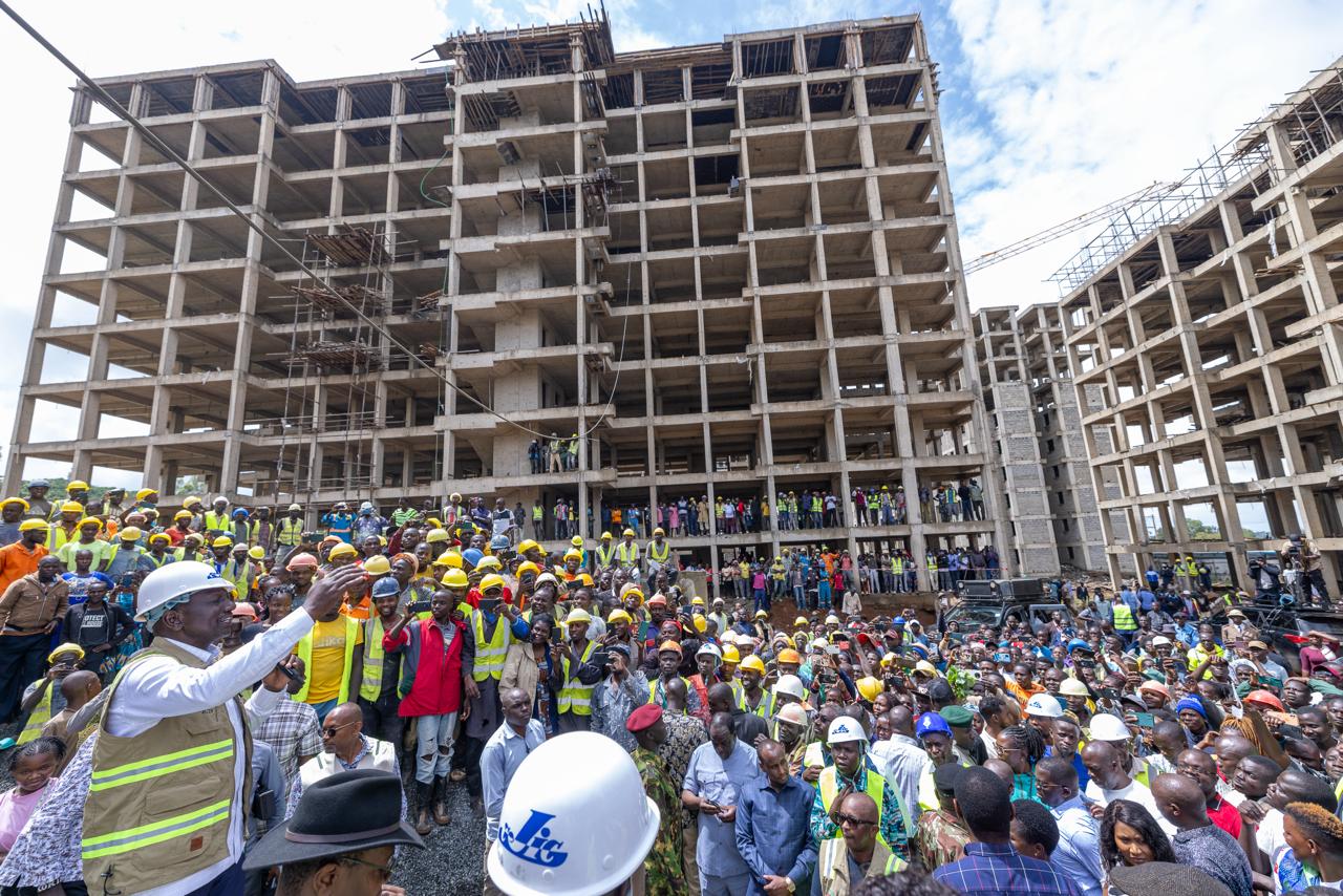 Ruto lays foundation for housing, hostels and markets across Busia