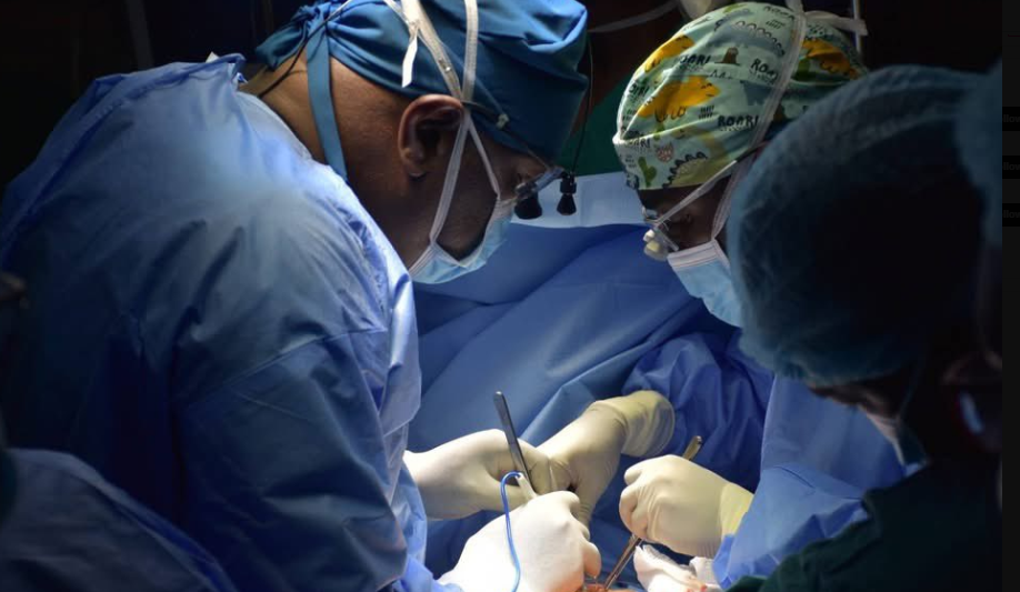 KNH doctors remove 20.86kg breast tissue from teen