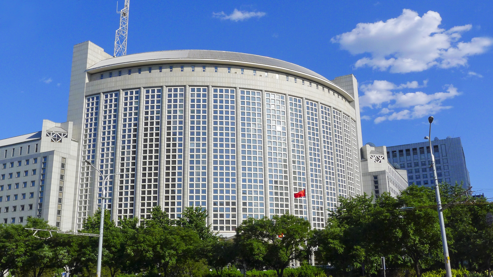 China fires back at "Taiwan distortionists"
