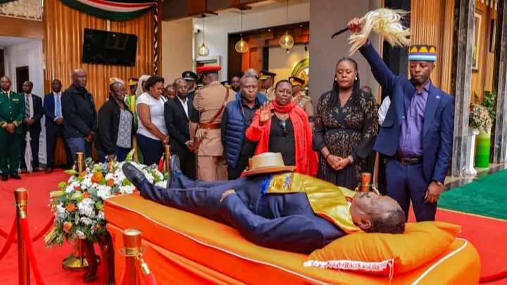 Raila Jr Aonyesha Ishara za Kuendeleza Urithi wa Kisiasa