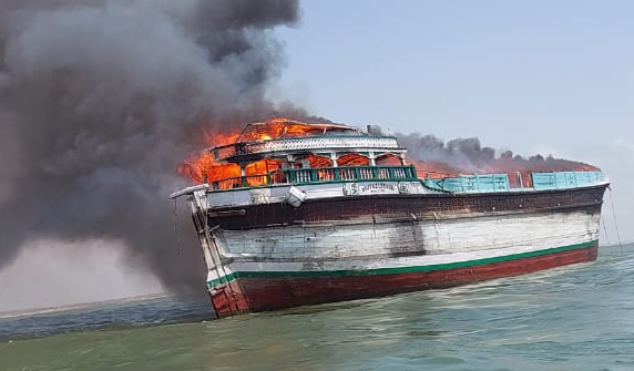 KDF troops rescue 16 after vessel catches fire