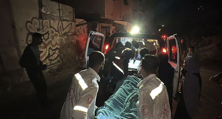 Israeli strikes kill 33 in Gaza, Hamas-run civil defence says