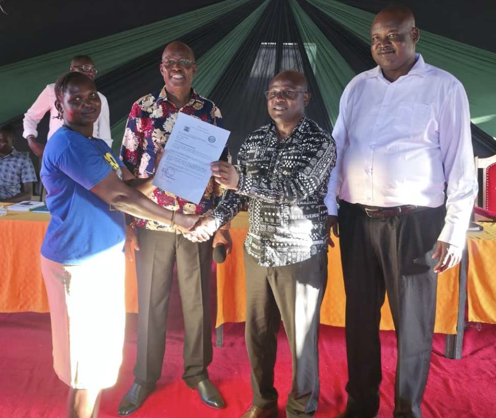 Turkana governor warns staff against alcohol abuse, hires 146 workers