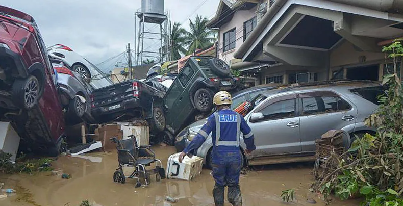 More than 60 dead as typhoon wreaks havoc in the Philippines